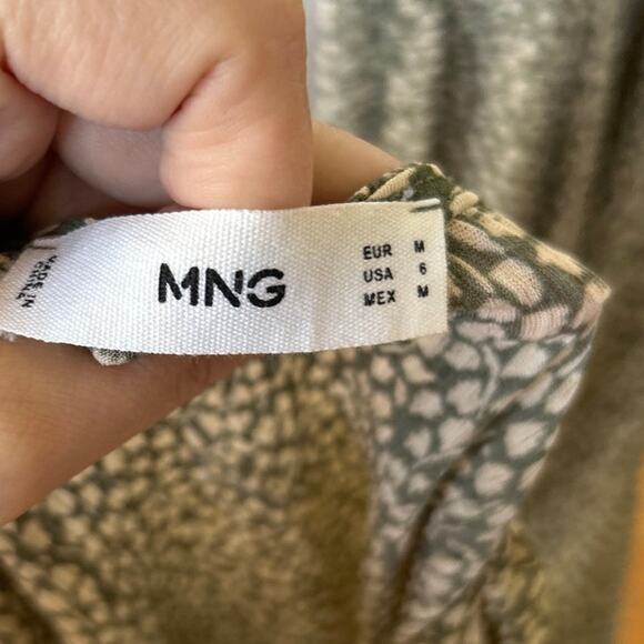 Mango Sage Olive Green Dot Crinkle Cottage Boho Midi Dress - Picture 9 of 10